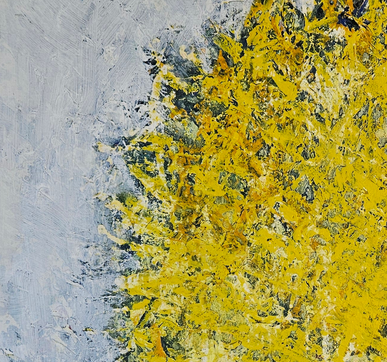 Abstract yellow Big Bang on light blue background, acrylic on canvas, 100x100cm - Image 2