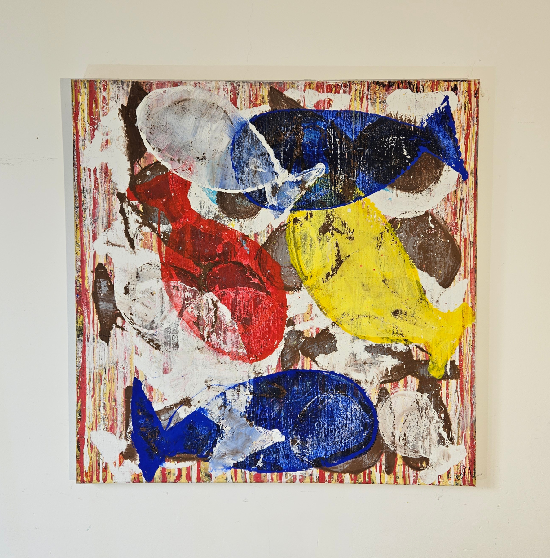 Colorful fish on a striped background, acrylic painting on canvas, 100×100 cm. - Image 2